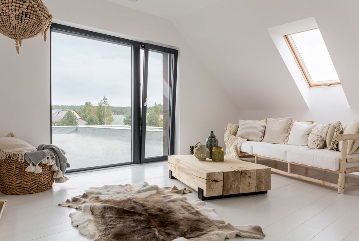 Renovated apartment at last floor