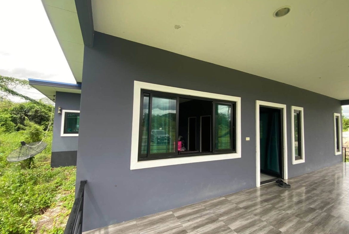 บ้านพร้อมที่ดิน 2 ไร่ กว่า 3.5 ล้าน กำแพงแสน นครปฐม